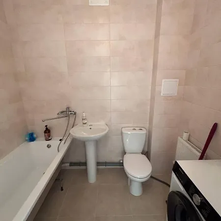 Apartment посуточная аренда1-комнатной квартири на жк-7небо *